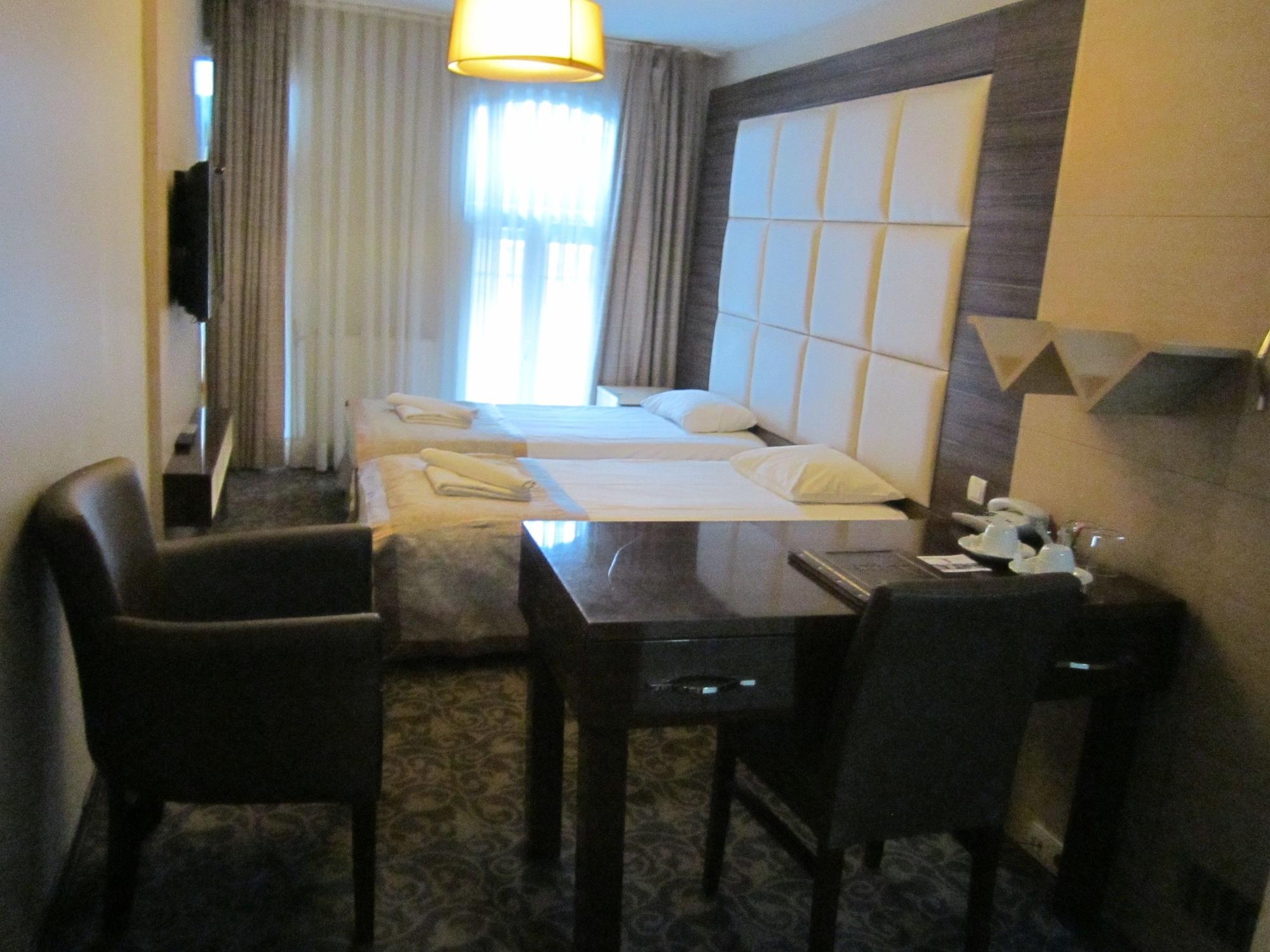 Derpa Hotel Istanbul Luaran gambar
