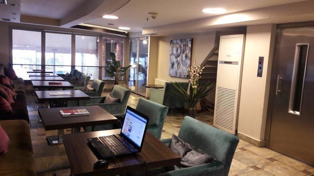 Derpa Hotel Istanbul Luaran gambar